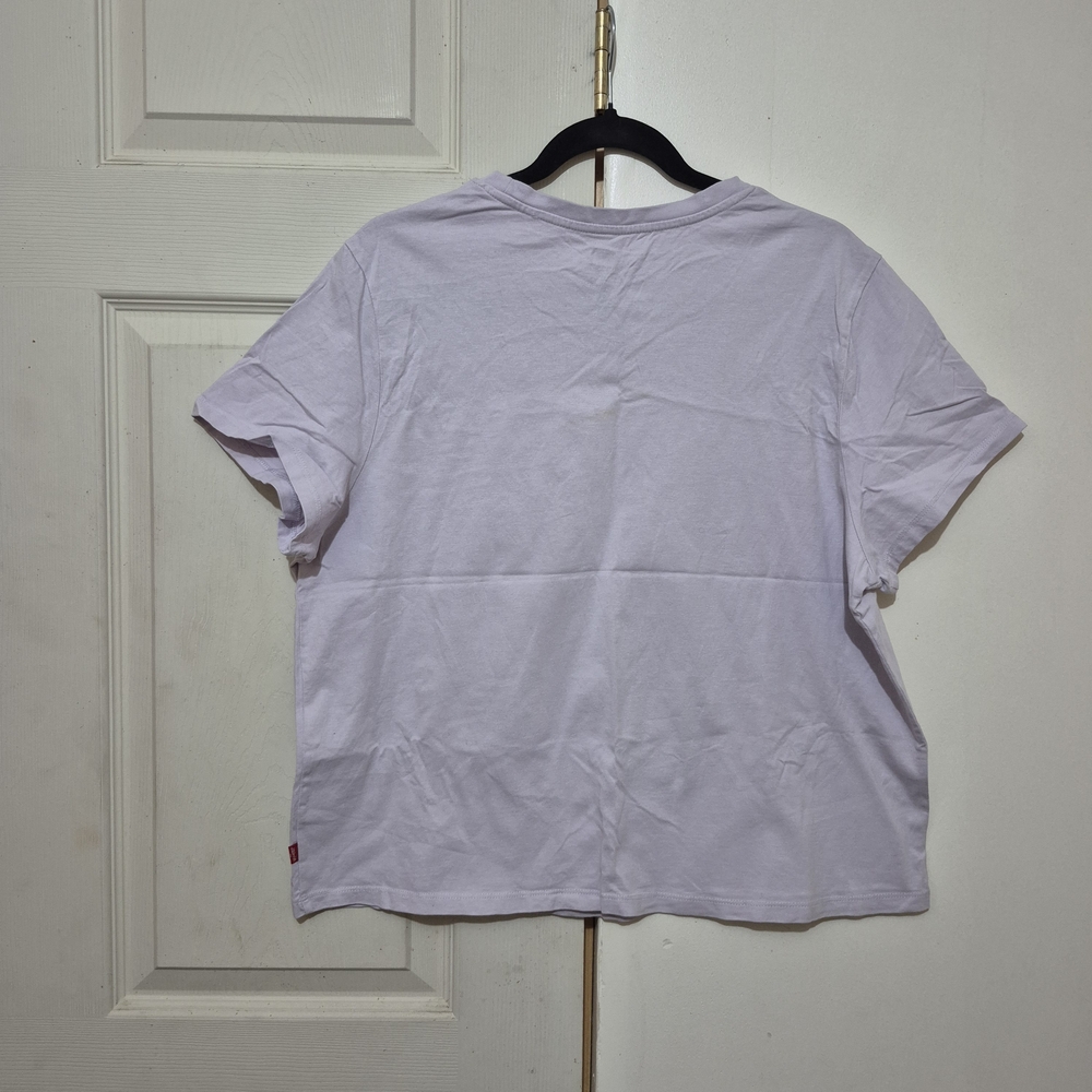 Levi's Women's  T-Shirt - Picture 11 of 14